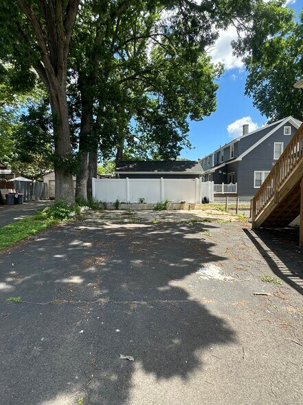 More Photos Of 213 Van Winkle Ave, Hawthorne General Retail For Sale