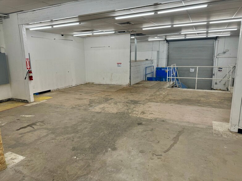 More Photos Of 3725-3727 University Ave, San Diego Storefront For Lease