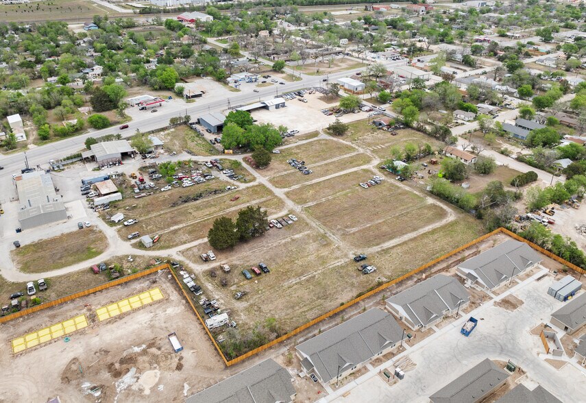 More Photos Of 955 W Kingsbury St, Seguin Land For Sale