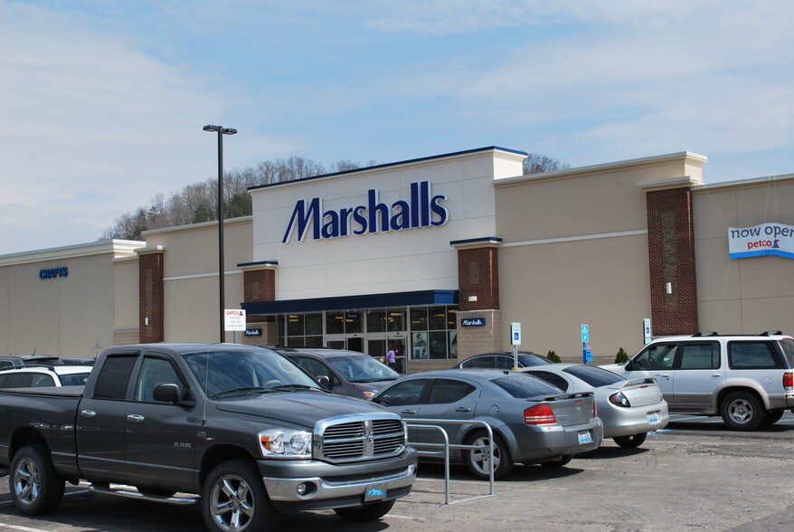 More Photos Of 130 Justice Way, Pikeville Freestanding For Lease