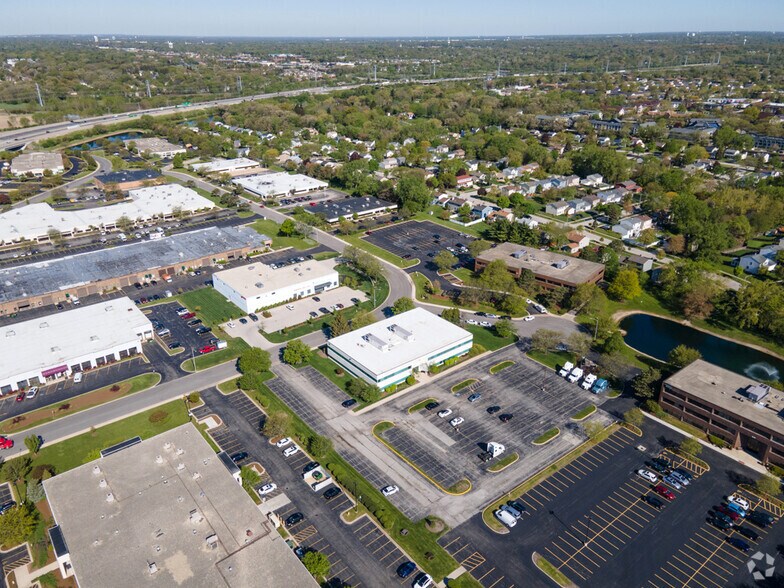 More Photos Of 555 Waters Edge, Lombard Office For Lease