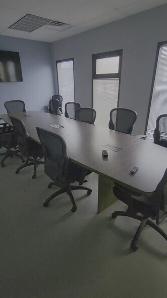 More Photos Of 361 S Frontage Rd, Burr Ridge Medical For Sale