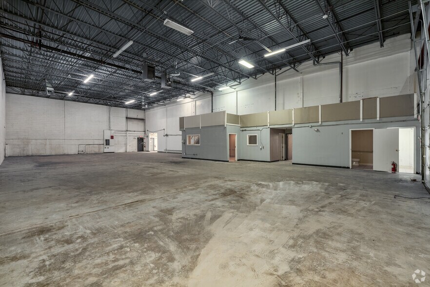 More Photos Of 378 Page St, Stoughton Light Distribution For Sale