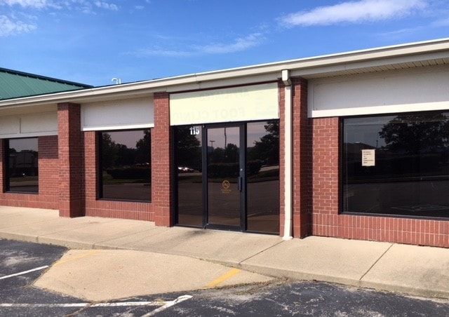 More Photos Of 103-115 Hunter Station Rd, Sellersburg Unknown For Lease