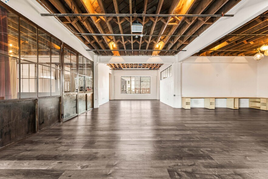 More Photos Of 932 Wilson St, Los Angeles Loft Creative Space For Lease