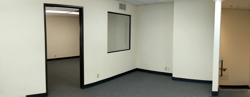 More Photos Of 9528 E Rush St, South El Monte Manufacturing For Lease