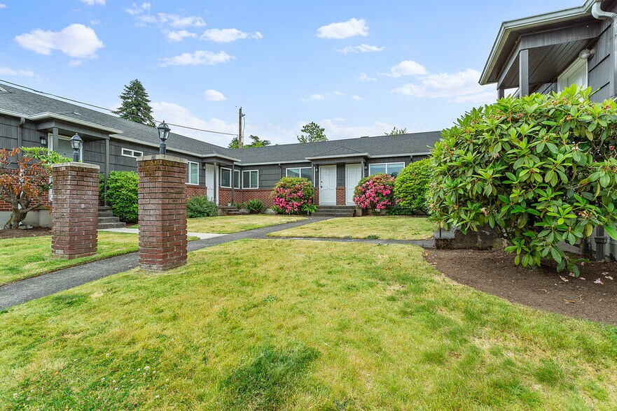 More Photos Of 7222 E Burnside St, Portland Apartments For Sale
