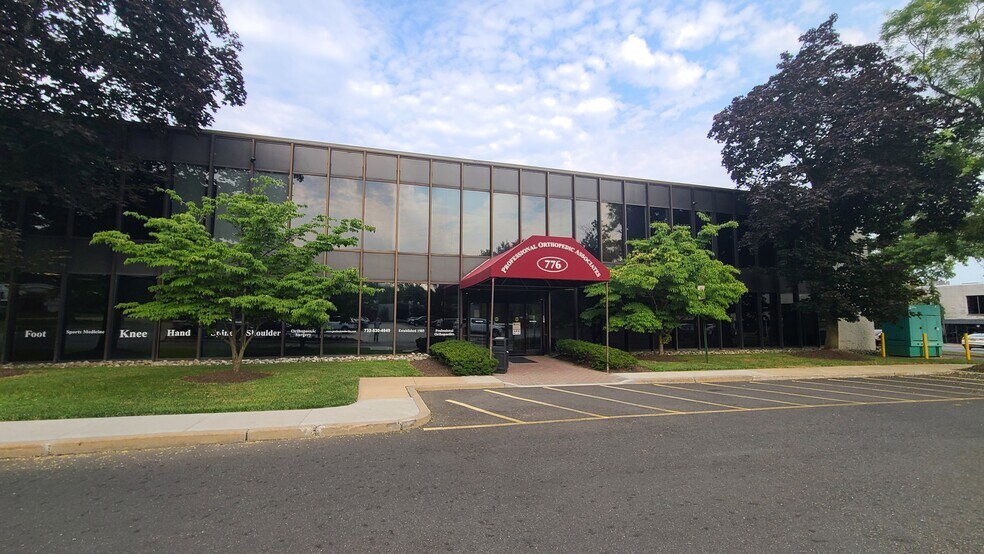 Primary Photo Of 776 Shrewsbury Ave, Tinton Falls Medical For Lease