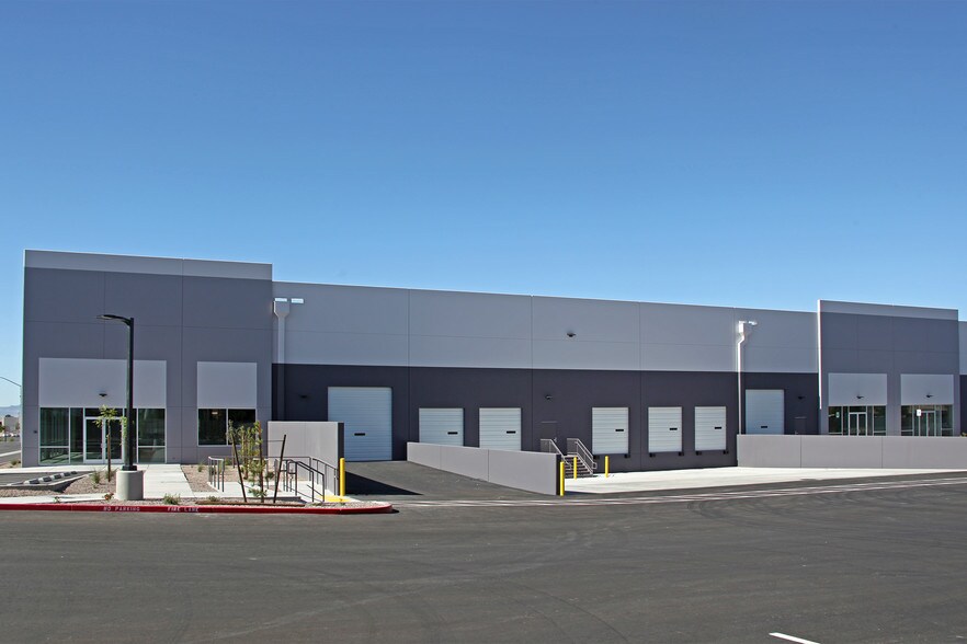 More Photos Of 4305 N Lamb Blvd, Las Vegas Warehouse For Lease