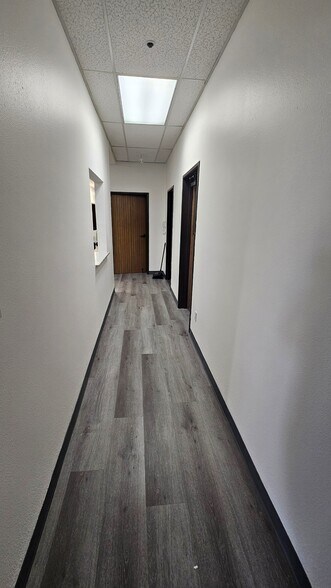 More Photos Of 850 Flynn Rd, Camarillo Manufacturing For Sale