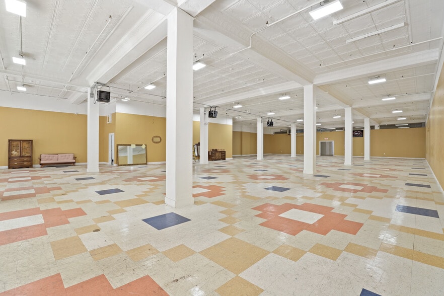 More Photos Of 251-255 S Main St, Fall River Office For Lease