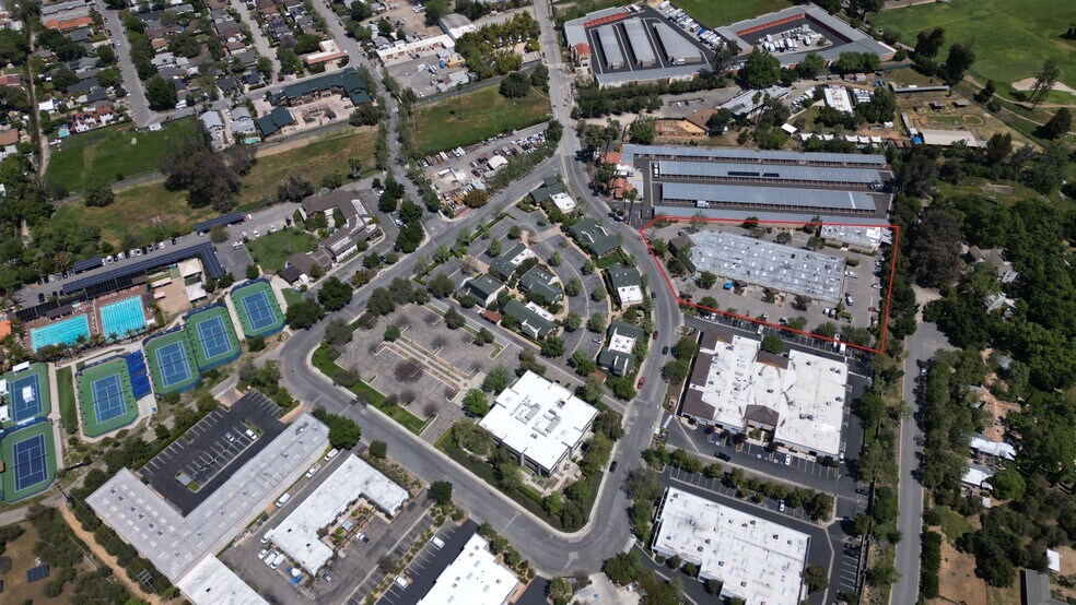 More Photos Of 406 Bryant Cir, Ojai Manufacturing For Sale