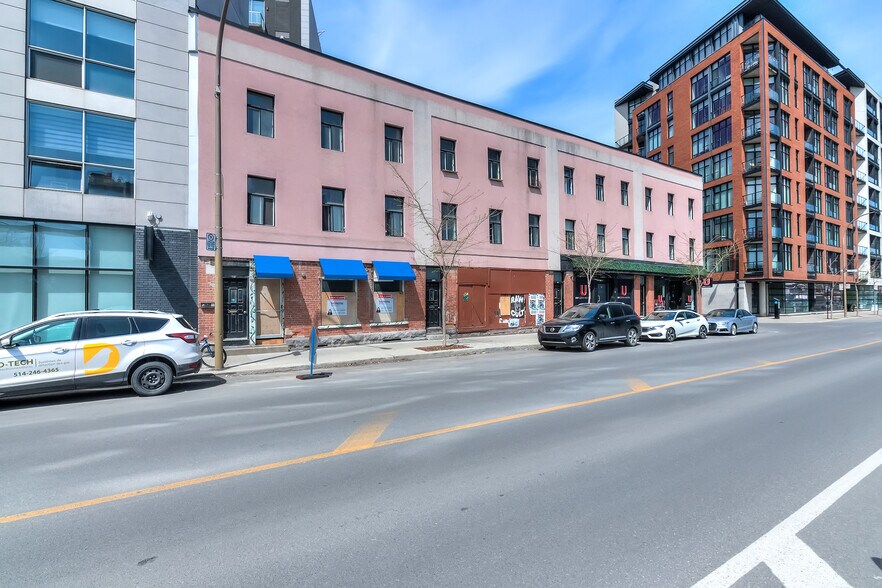 Primary Photo Of 681-697 Rue De La Commune O, Montréal Storefront Retail Residential For Lease
