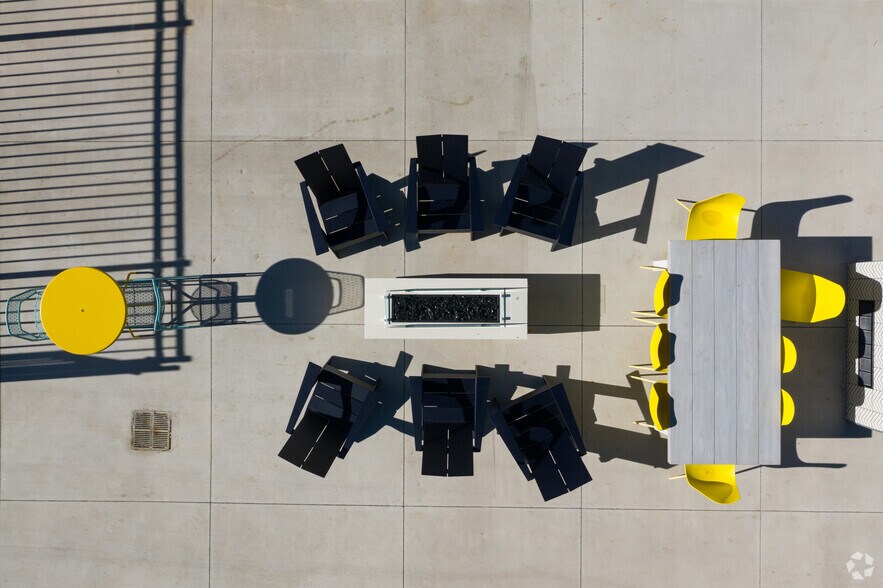 More Photos Of 1401 W 23rd St, Lawrence Apartments For Lease