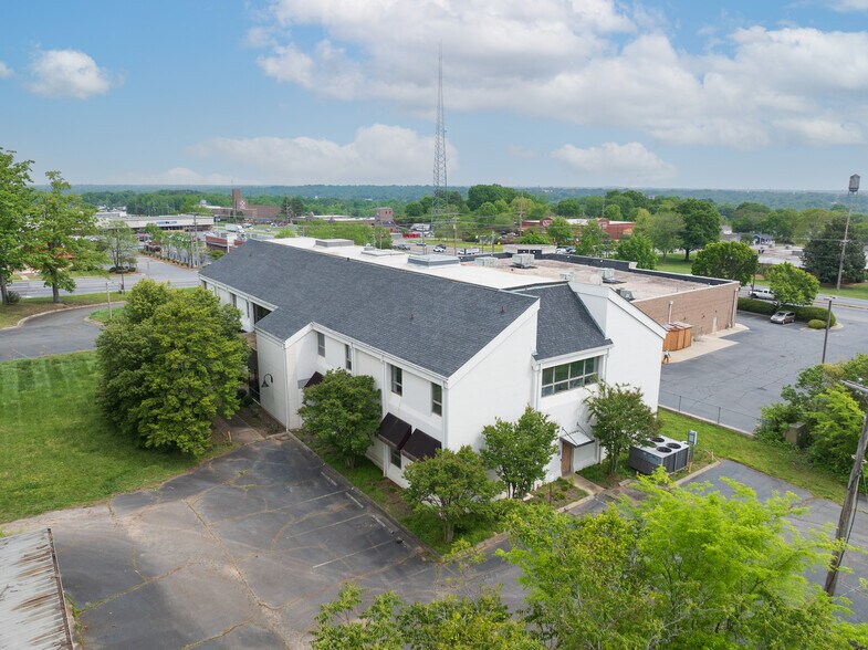 More Photos Of 745 & 755 Cabarrus Ave, Concord Office For Sale