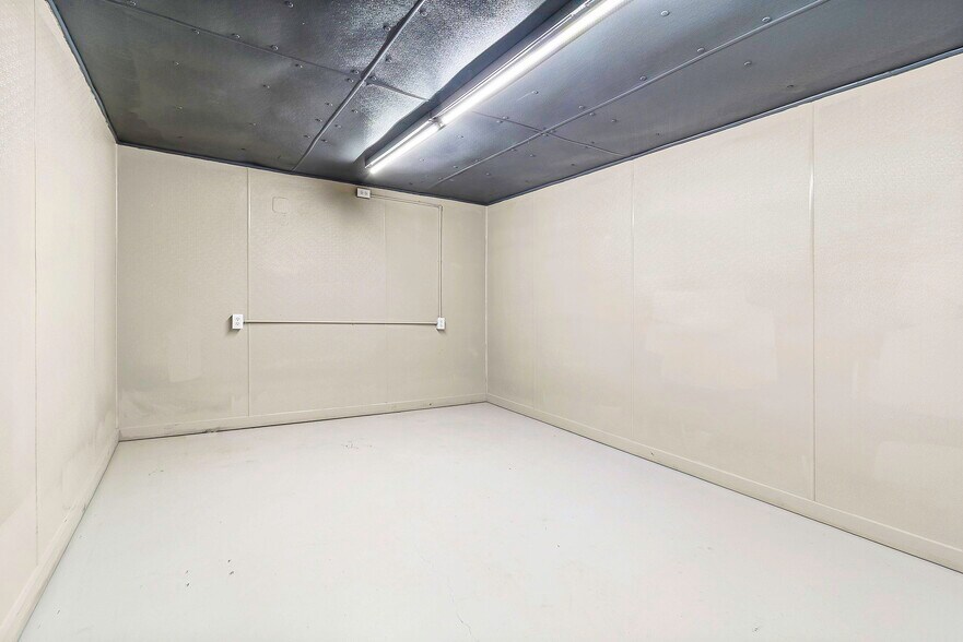More Photos Of 23430 Sorters Rd, Porter Food Processing For Lease
