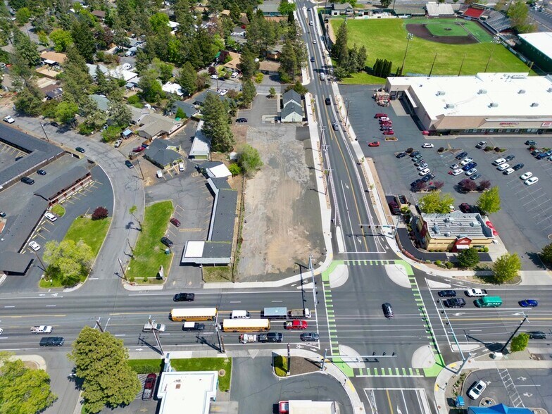 More Photos Of 530 SE 3rd St, Bend Land For Sale