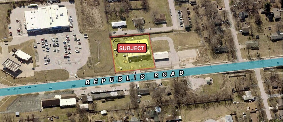More Photos Of 3202 W Republic Rd, Springfield General Retail For Lease