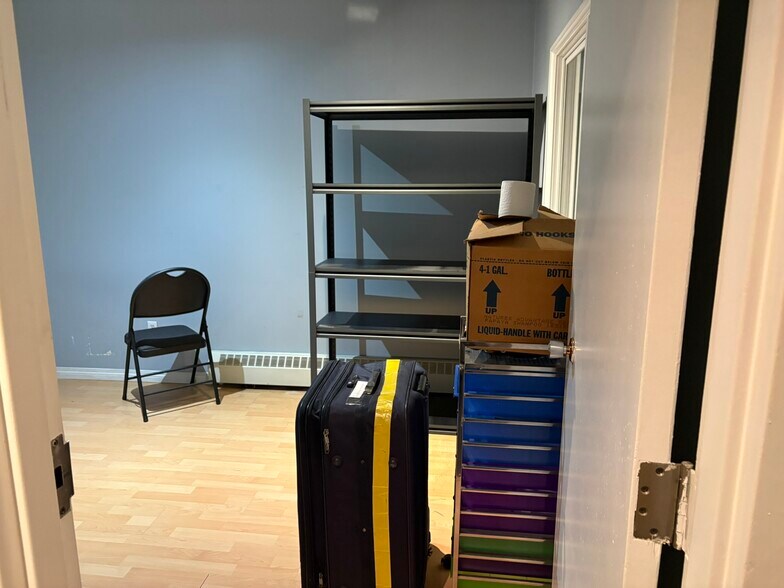 More Photos Of 9107-9153 88th Ave NW, Edmonton Apartments For Lease