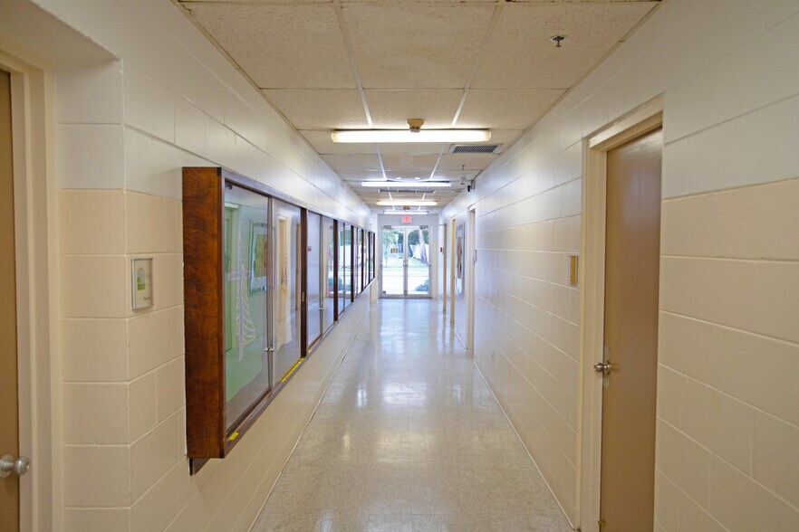 More Photos Of 1600 S Orlando Ave, Winter Park Religious Facility For Lease