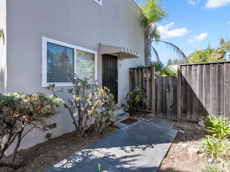 More Photos Of 105 Forrest Ave, Los Gatos Multifamily For Sale