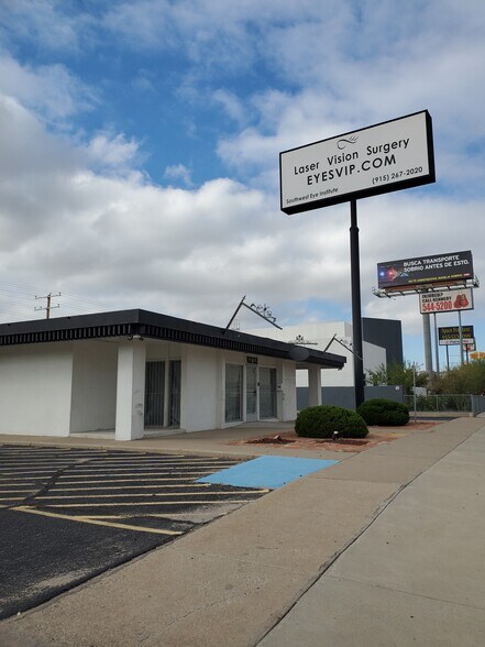 Primary Photo Of 6232 E Gateway Blvd, El Paso Freestanding For Lease