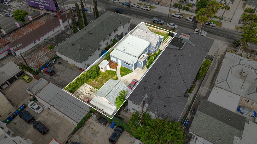 More Photos Of 241 N Catalina St, Los Angeles Land For Sale