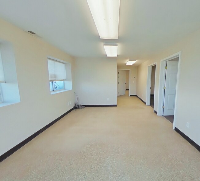 More Photos Of 6416 Wickum Rd, Williston Warehouse For Sale