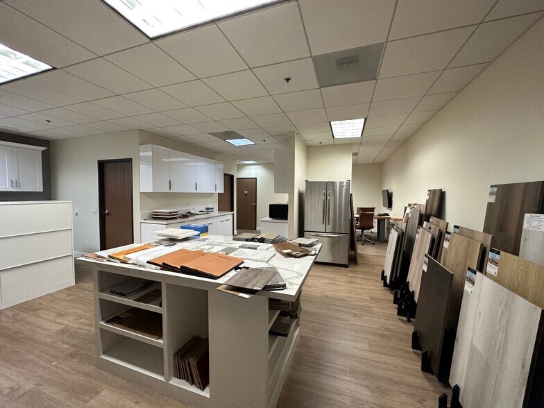 More Photos Of 2458 Alton Pky, Irvine Light Distribution For Lease