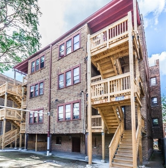 More Photos Of 7719 S Kingston Ave, Chicago Apartments For Sale