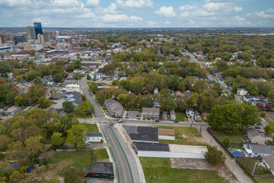 More Photos Of 507 E 3rd St, Lexington Warehouse For Sale