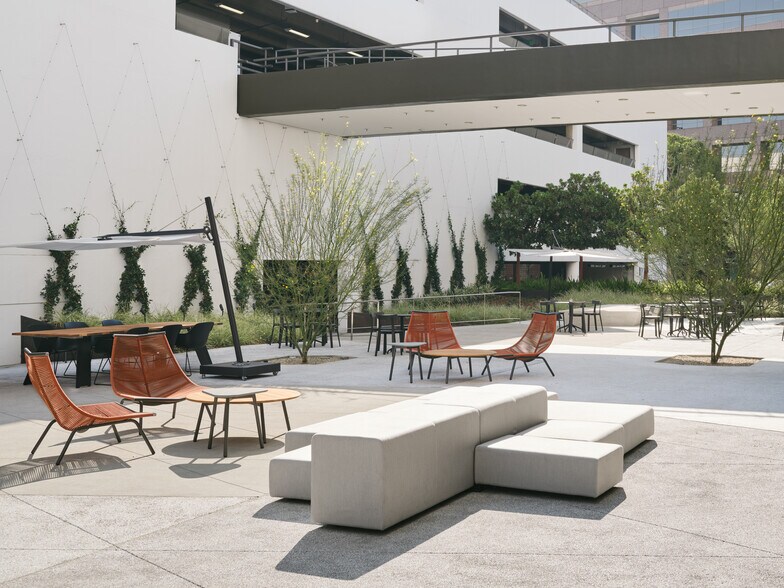 More Photos Of 5670 Wilshire Blvd, Los Angeles Office For Lease