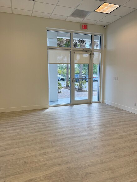 More Photos Of 4660 Cardinal Way, Naples Unknown For Lease