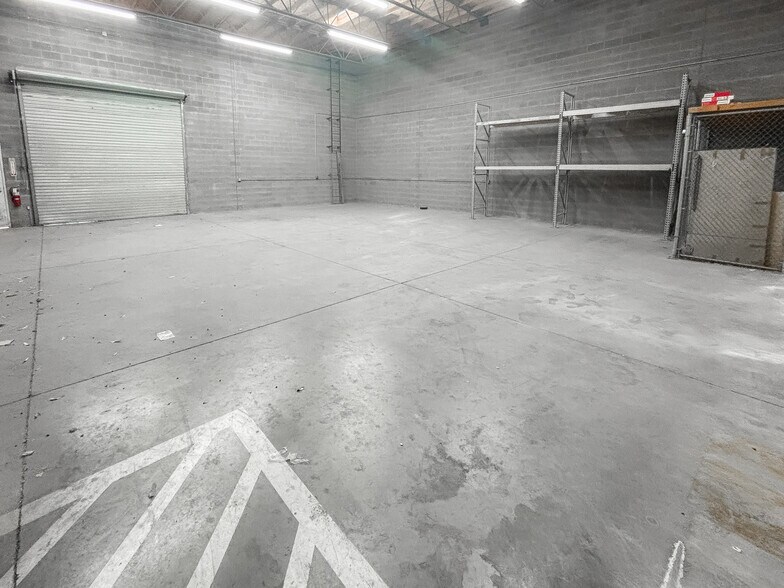 More Photos Of 4340 E Alexander Rd, Las Vegas Warehouse For Lease