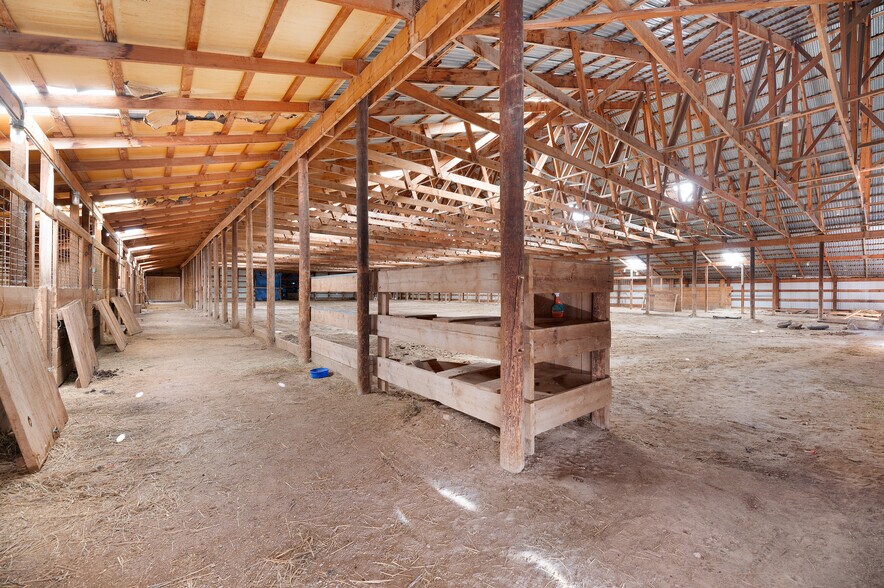 More Photos Of 14116 Sturgis Rd, Piedmont Industrial For Sale