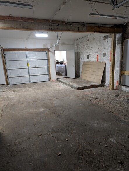 More Photos Of 67 Brenner Ave, Dayton Warehouse For Sale