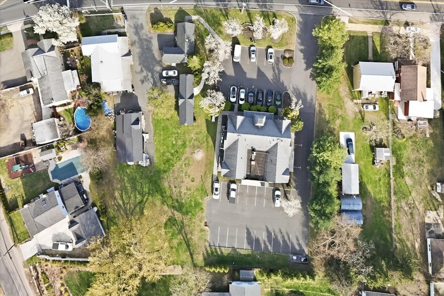 More Photos Of 96 Freneau Ave, Matawan Office For Sale