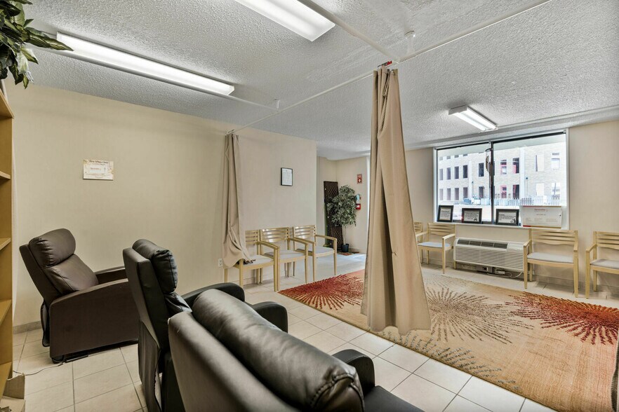 More Photos Of 1325-1327 18th St NW, Washington Apartments For Sale