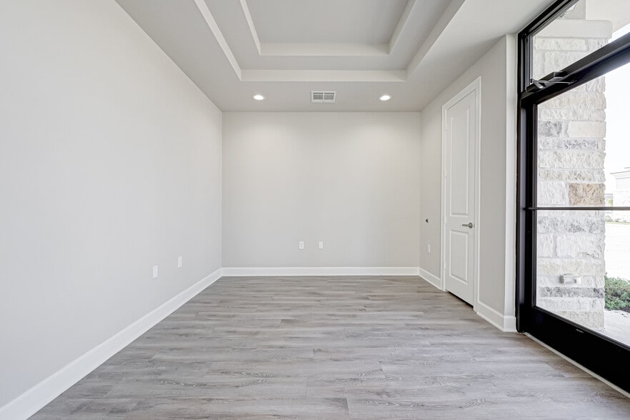 More Photos Of 3129 Kingsley Dr, Pearland Medical For Lease