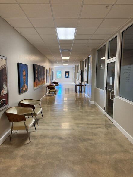 More Photos Of 2200 Broadway, Fort Myers Office For Lease