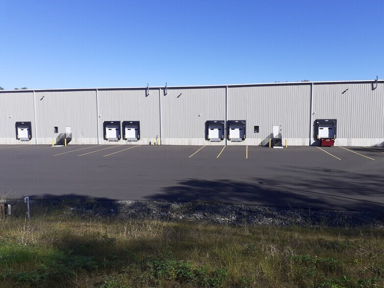 More Photos Of 2256 NY-17K, Montgomery Distribution For Sale