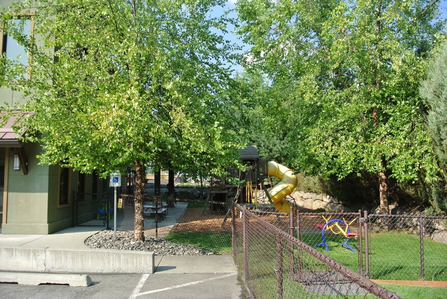 More Photos Of 8680 N Wayne Dr, Hayden Office For Sale