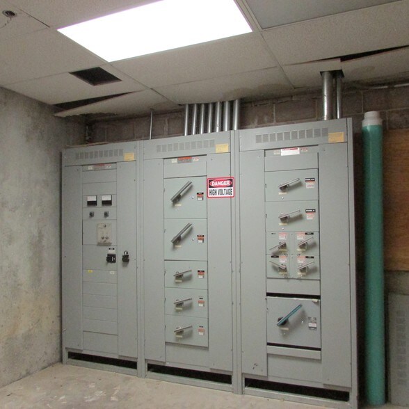 More Photos Of 8955 Drennan Rd, Colorado Springs Flex For Sale