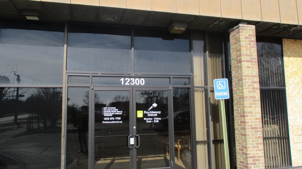 More Photos Of 12300 Morang Rd, Detroit Bank For Lease