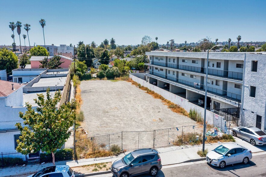 Primary Photo Of 6325 Crenshaw Blvd, Los Angeles Land For Sale