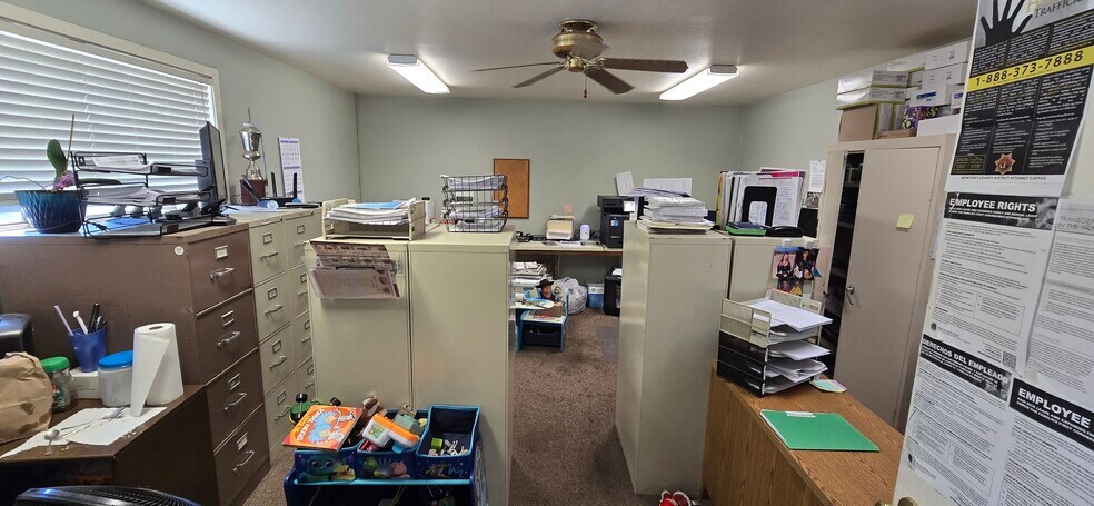 More Photos Of 356 Elm Ave, Greenfield Warehouse For Lease