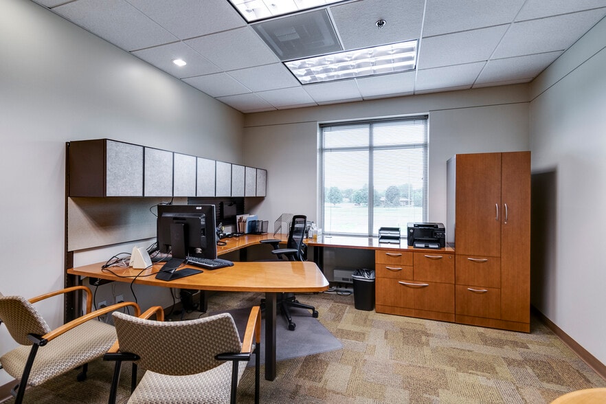 More Photos Of 840 Carolina St, Sauk City Office For Sale
