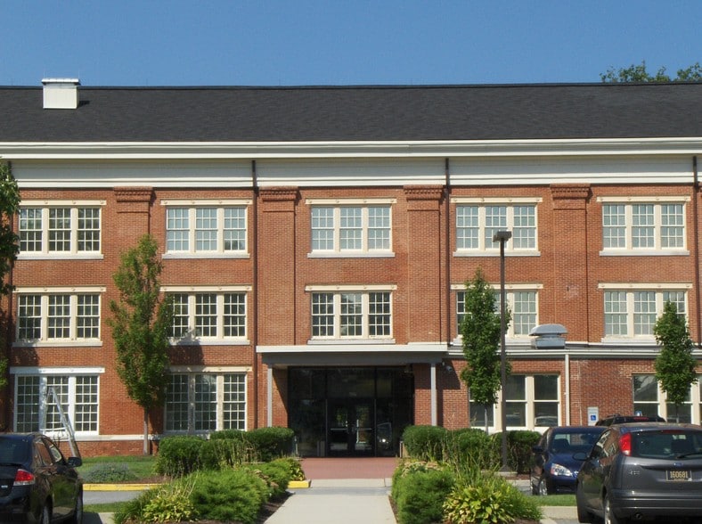 More Photos Of 5101 S Broad St, Philadelphia Office For Lease