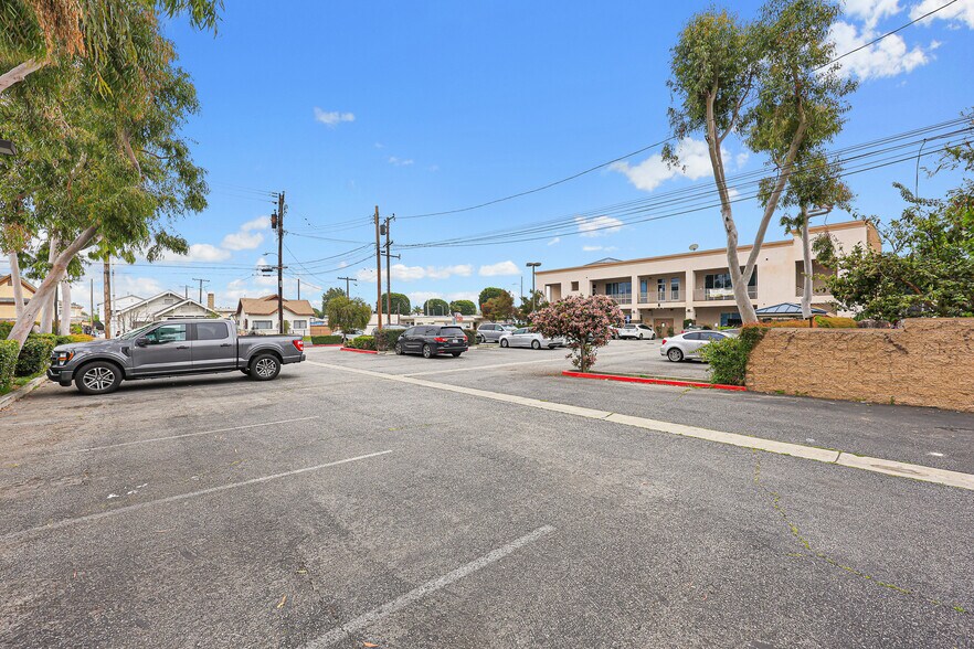 More Photos Of 745 E Garvey Ave, Monterey Park Storefront Retail Office For Sale
