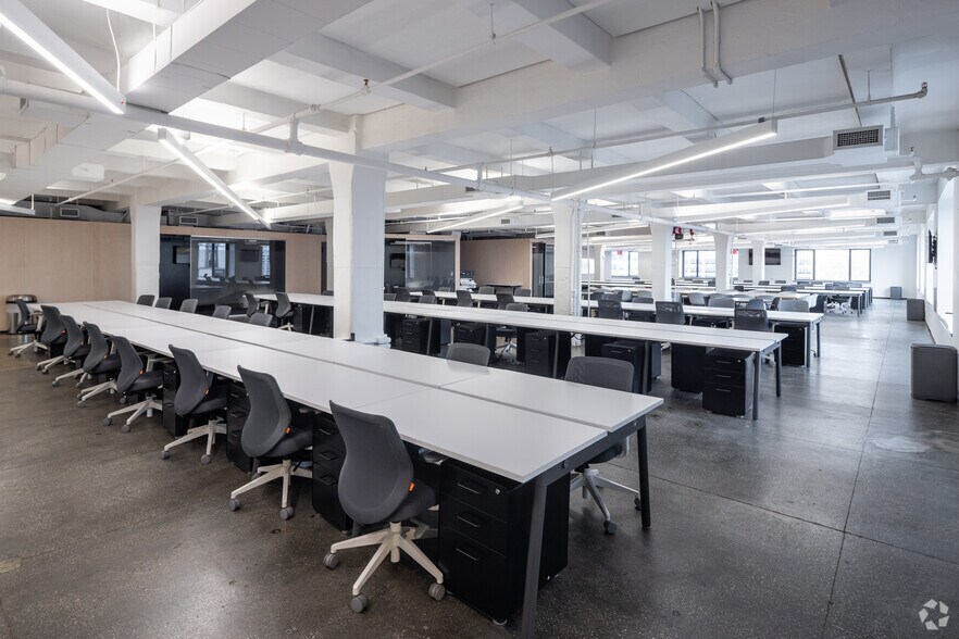 More Photos Of One Soho Sq, New York Office For Lease